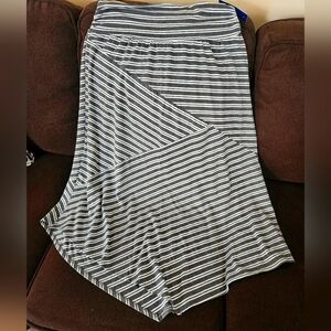 Apt 9 Striped Gray Midi Skirt XL